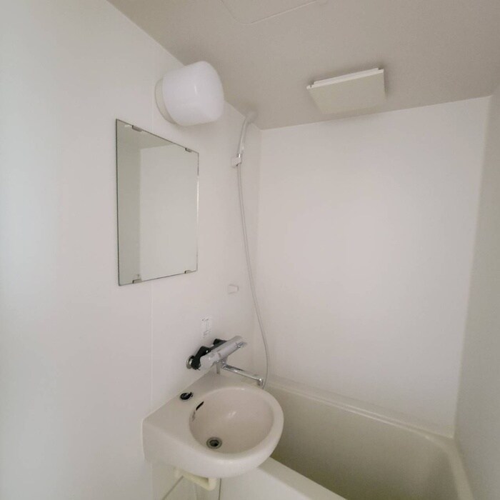 物件内観写真10　(洗面)