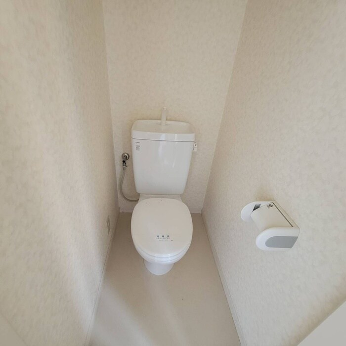 物件内観写真15　(トイレ)