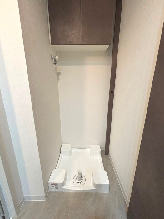 物件内観写真10　(洗濯機置場)