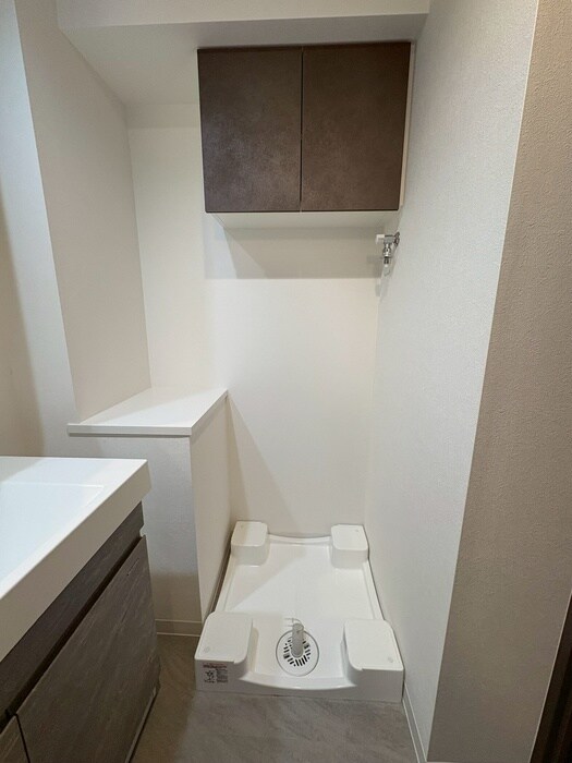 物件内観写真11　(洗濯機置場)