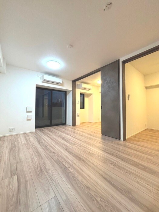 物件内観写真12　(居室)