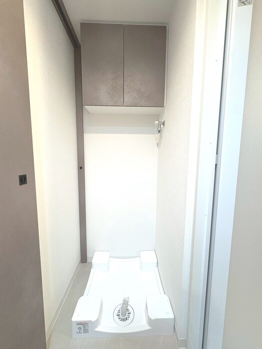 物件内観写真15　(洗濯機置場)