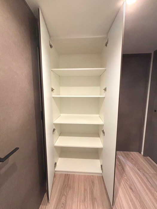 物件内観写真18　(収納)