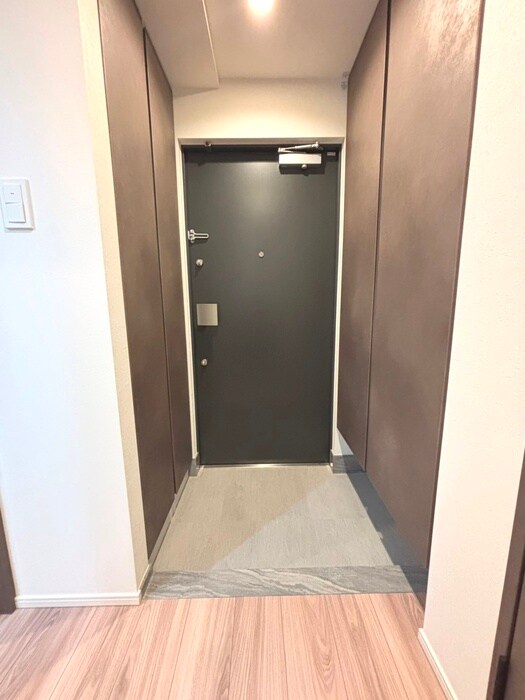 物件内観写真21　(玄関)