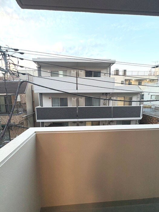 物件内観写真22　(室内からの展望)