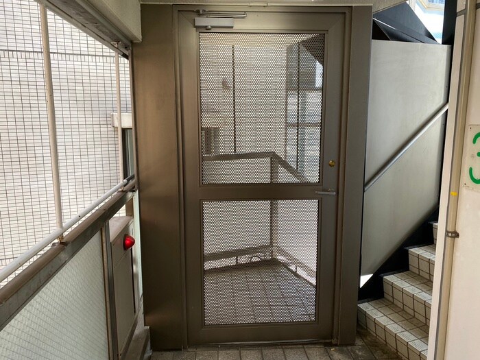 物件外観写真6　(建物設備)