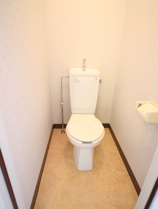 物件内観写真14　(トイレ)