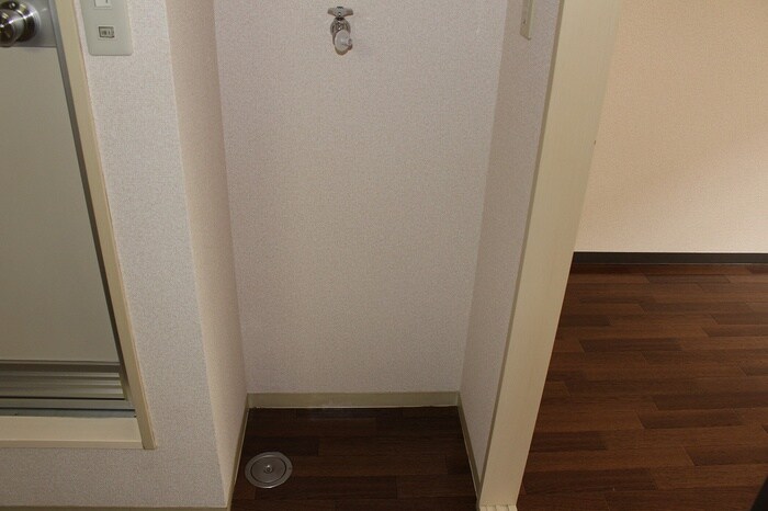 物件内観写真20　(洗濯機置場)