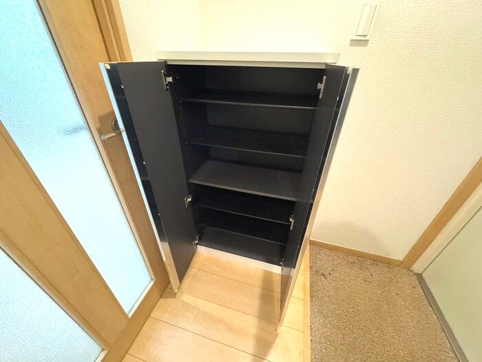 物件内観写真17　(靴箱)