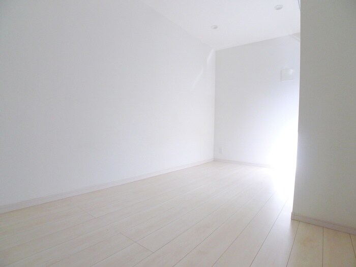 物件内観写真9　(室内からの展望)