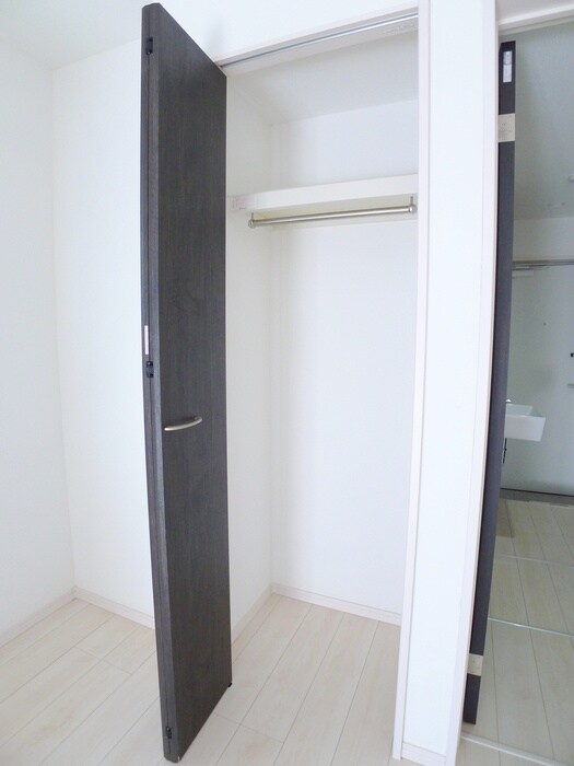 物件内観写真10　(収納)