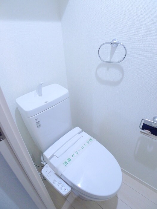 物件内観写真15　(トイレ)