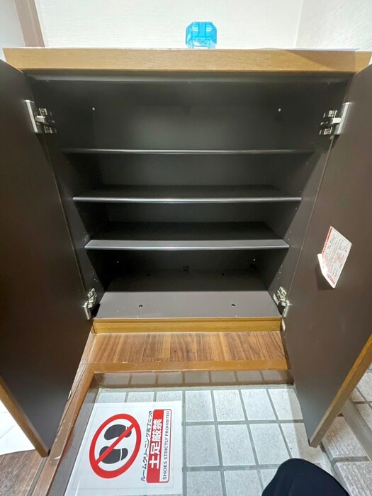 物件内観写真17　(靴箱)