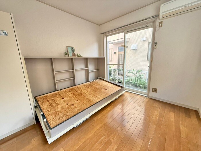 物件内観写真8　(居室)