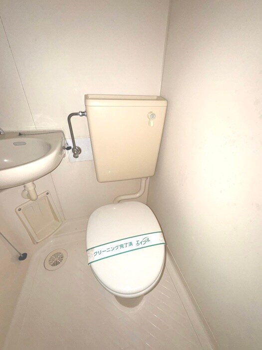 物件内観写真12　(トイレ)