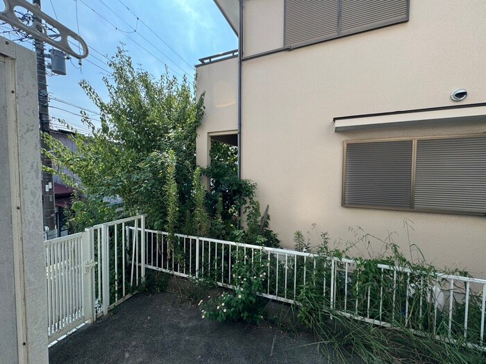 物件内観写真18　(室内からの展望)