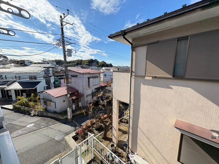 物件内観写真18　(室内からの展望)