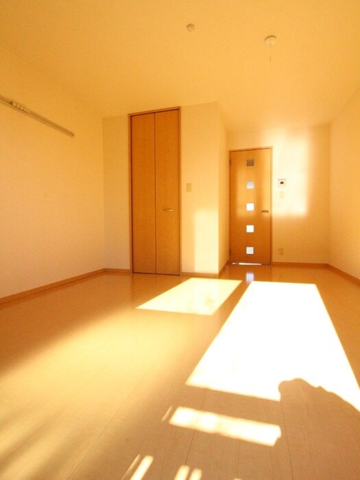 物件内観写真8　(内観写真)