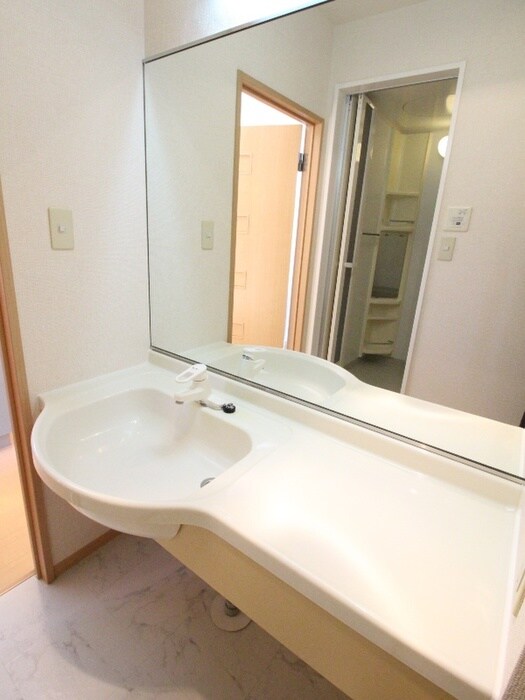 物件内観写真11　(洗面)