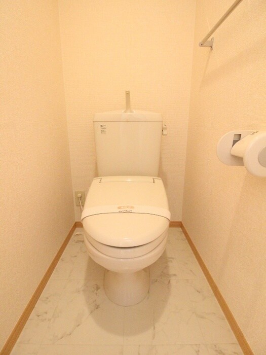 物件内観写真13　(トイレ)