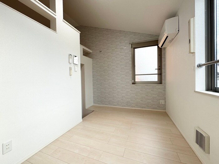 物件内観写真16　(居室)