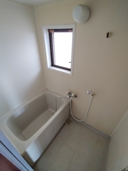 物件内観写真12　(バス／シャワールーム等)