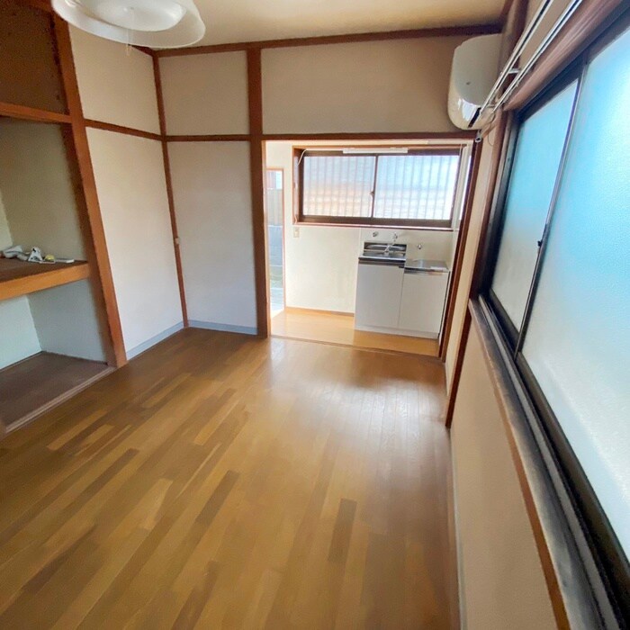 物件内観写真4　(居室)