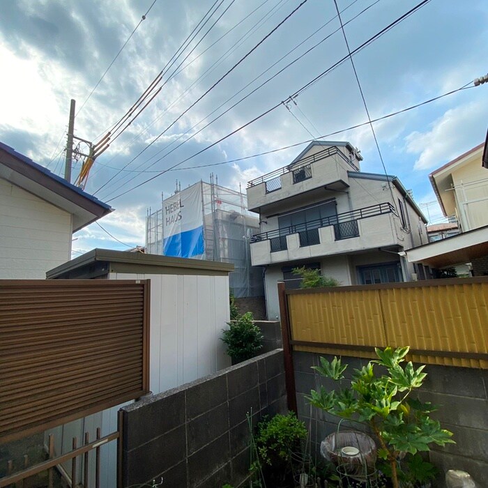 物件内観写真12　(室内からの展望)