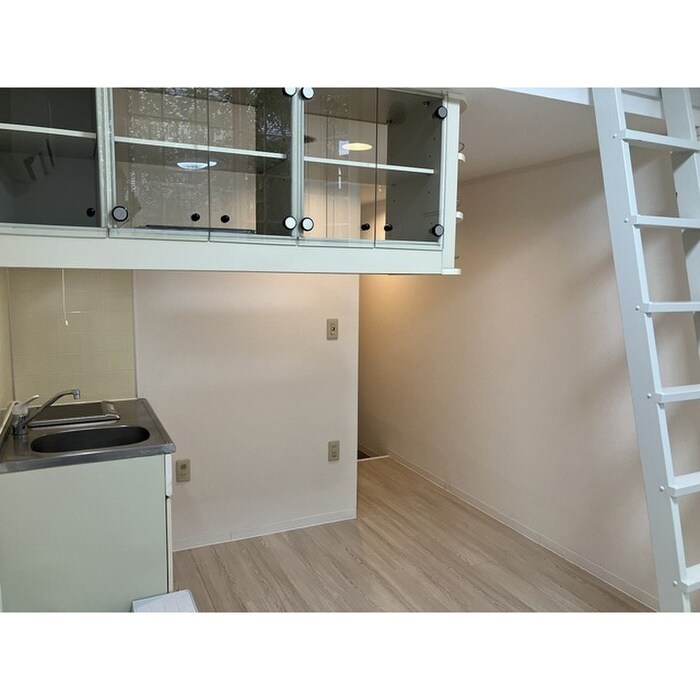 物件内観写真18　(居室)