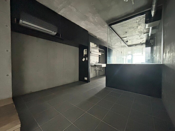 物件内観写真11　(居室)