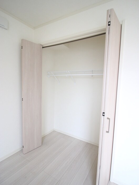 物件内観写真11　(収納)