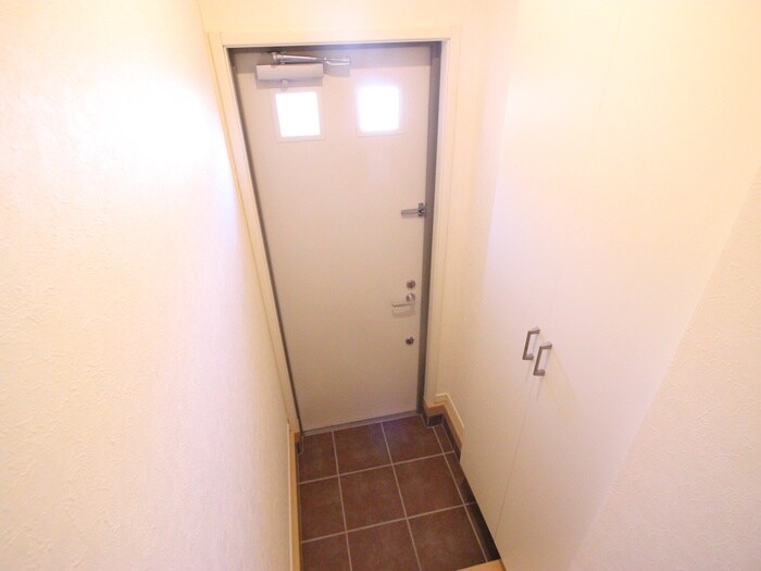 物件内観写真20　(玄関)