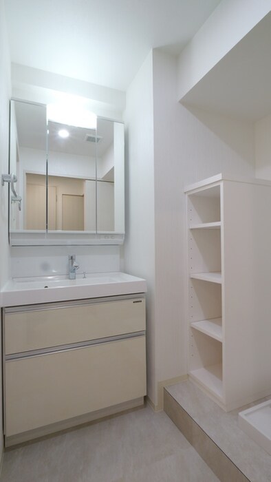 物件内観写真13　(洗面)