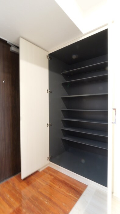 物件内観写真17　(靴箱)