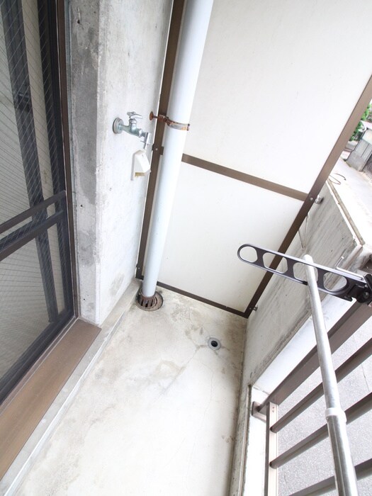 物件内観写真20　(洗濯機置場)