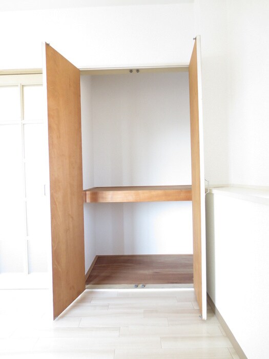 物件内観写真13　(収納)