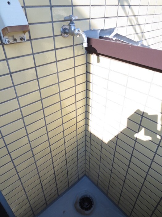 物件内観写真14　(洗濯機置場)