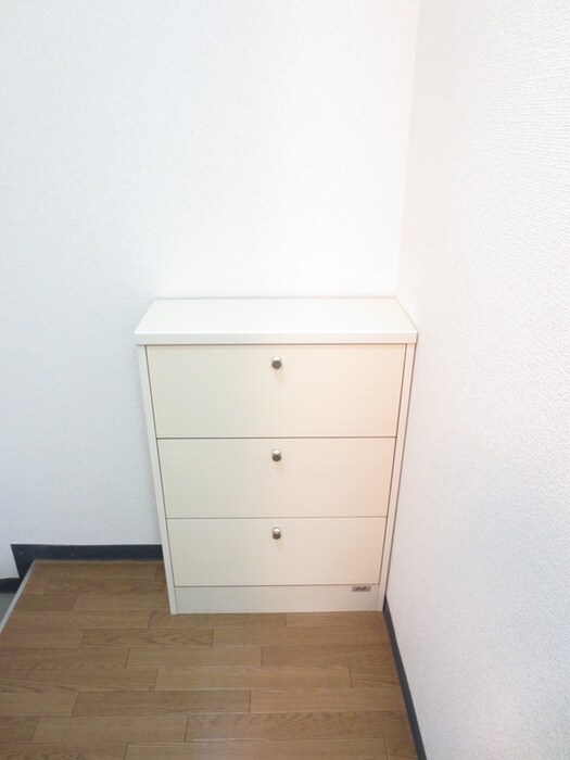 物件内観写真15　(靴箱)