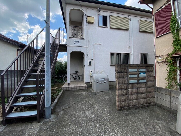 物件外観写真6　(エントランス部分)