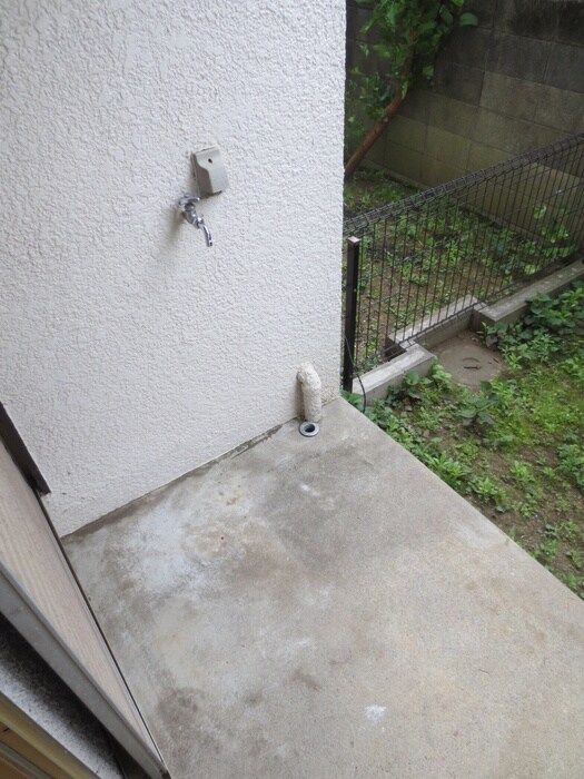 物件内観写真15　(洗濯機置場)