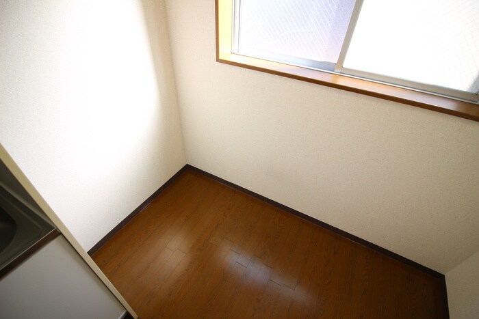 物件内観写真13　(居室)