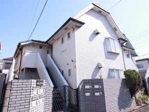 メゾン　フロ－ラ外観写真