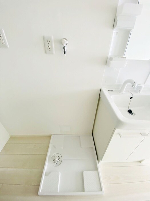 物件内観写真14　(洗濯機置場)