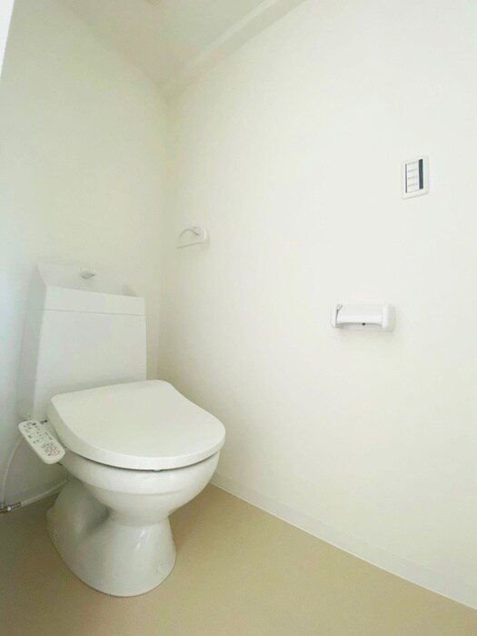 物件内観写真15　(トイレ)