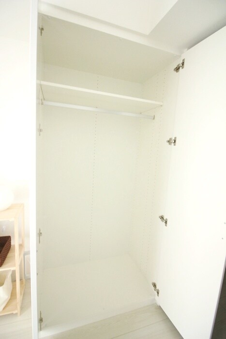 物件内観写真10　(収納)