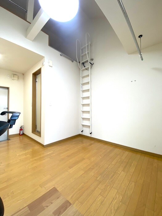 物件内観写真9　(居室)