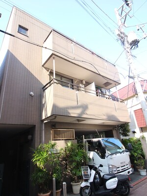 リンデンバウム外観写真