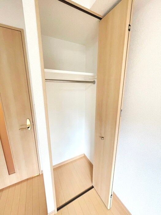 物件内観写真16　(収納)