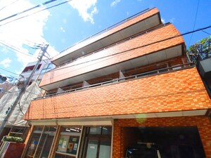 ウエストヒルズ外観写真