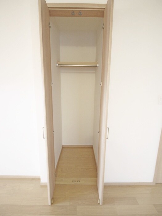 物件内観写真14　(収納)